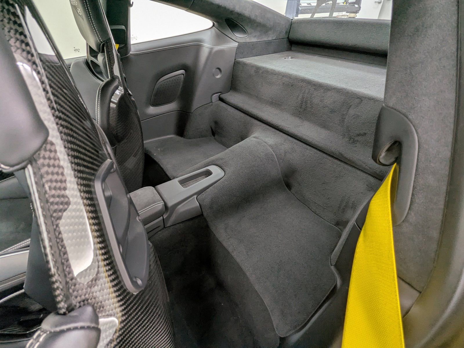 Certified 2019 Porsche 911 GT3 RS w/ Weissach Package image 21