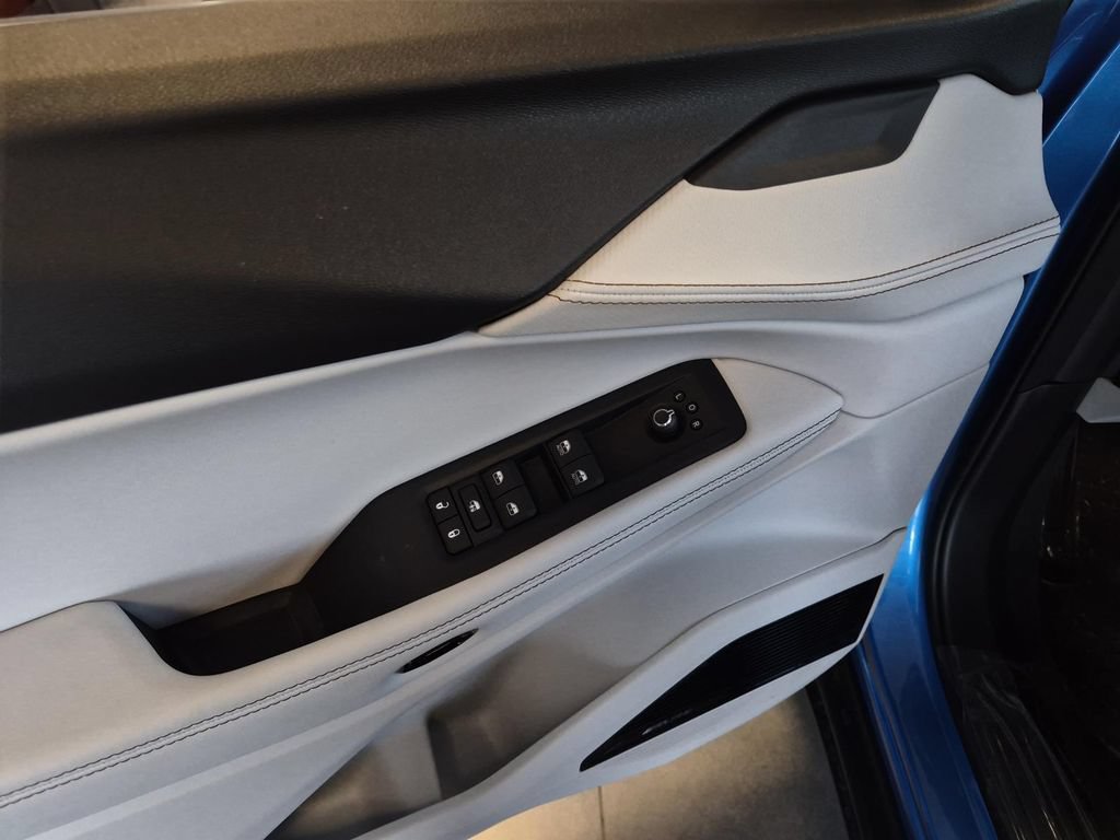 New 2026 Jeep Cherokee Limited AWD/4WD image 13