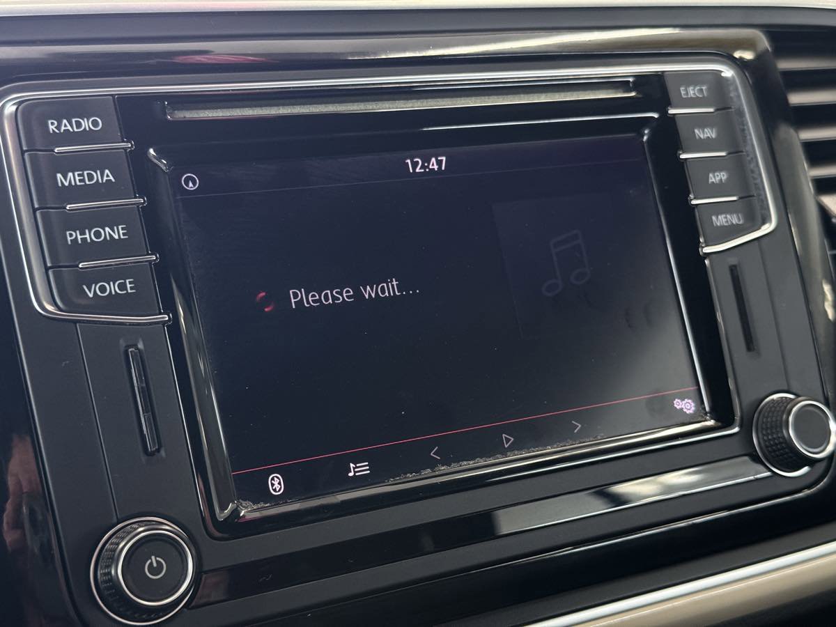 Used 2019 Volkswagen Beetle S image 45