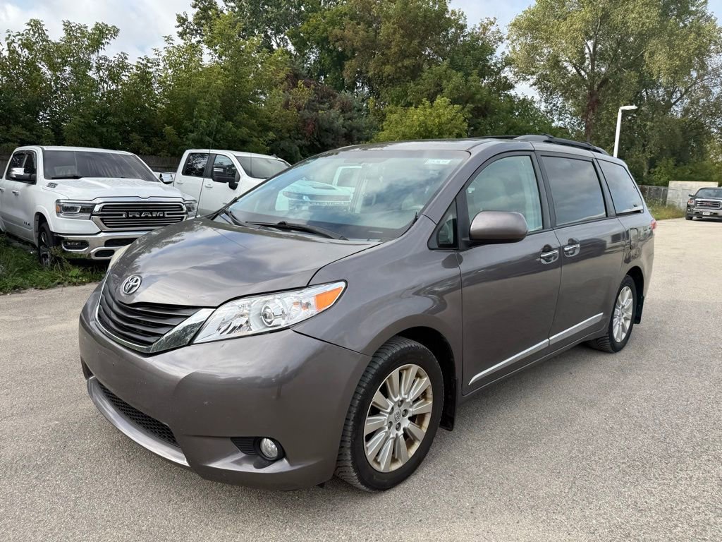Used 2013 Toyota Sienna XLE