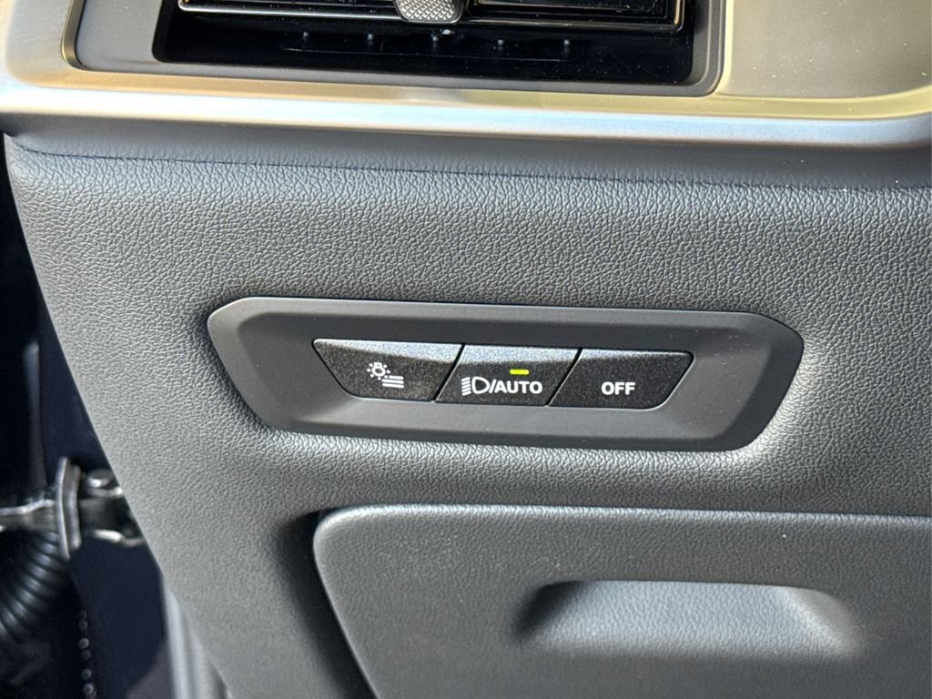 New 2026 BMW X5 xDrive50e w/ M Sport Package image 24