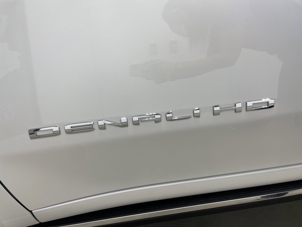 Used 2025 GMC Sierra 2500 Denali w/ Denali Reserve Package image 26