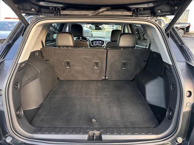 Certified 2022 GMC Terrain SLT image 32