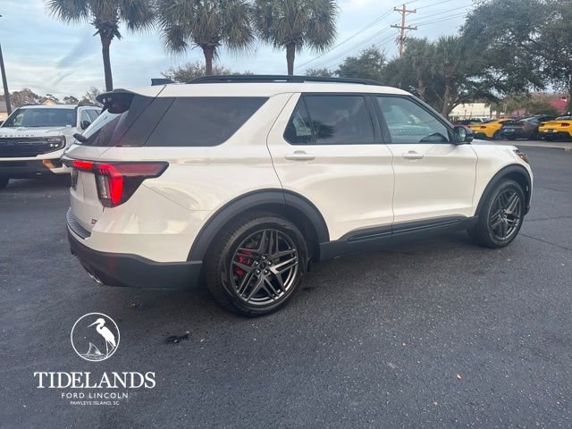 New 2026 Ford Explorer ST w/ Sun And Sound Package image 8