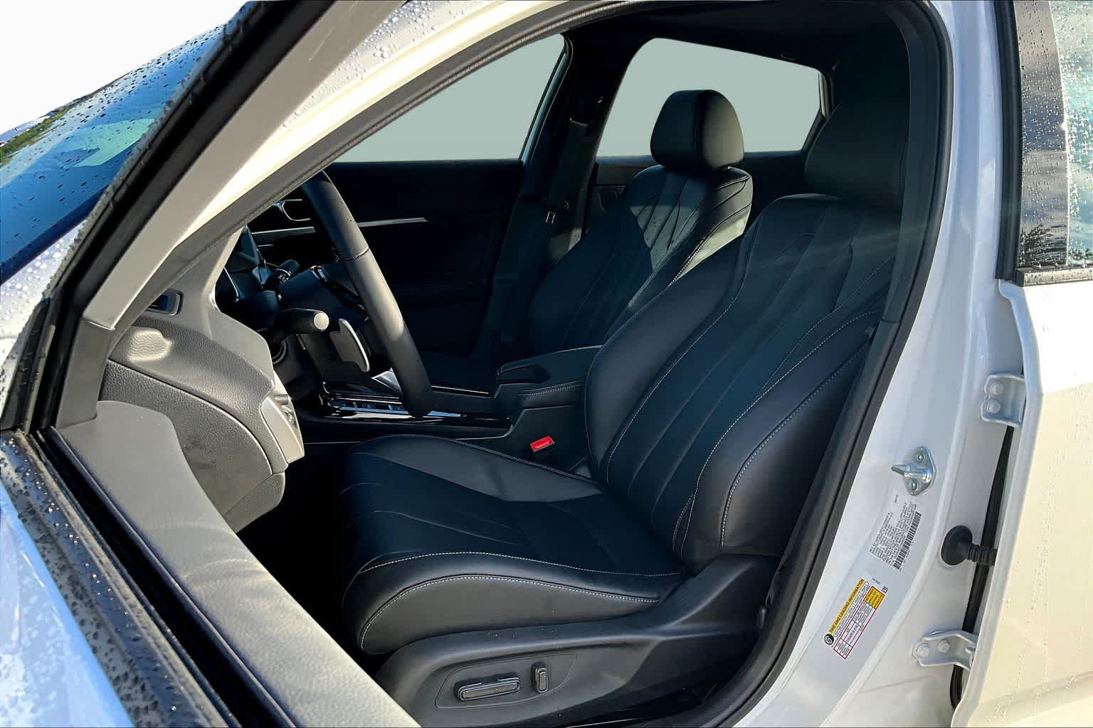 Certified 2026 Acura Integra A-Spec FWD image 9