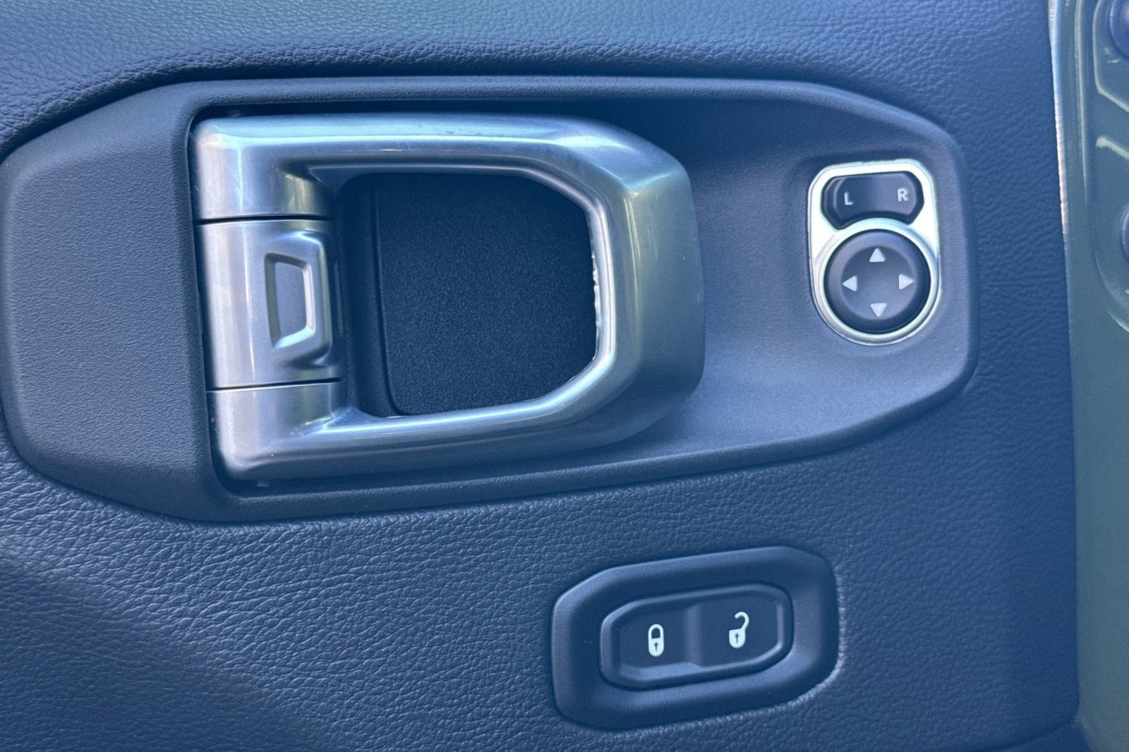 Used 2023 Jeep Wrangler Rubicon 392 w/ Trailer Tow Package image 12