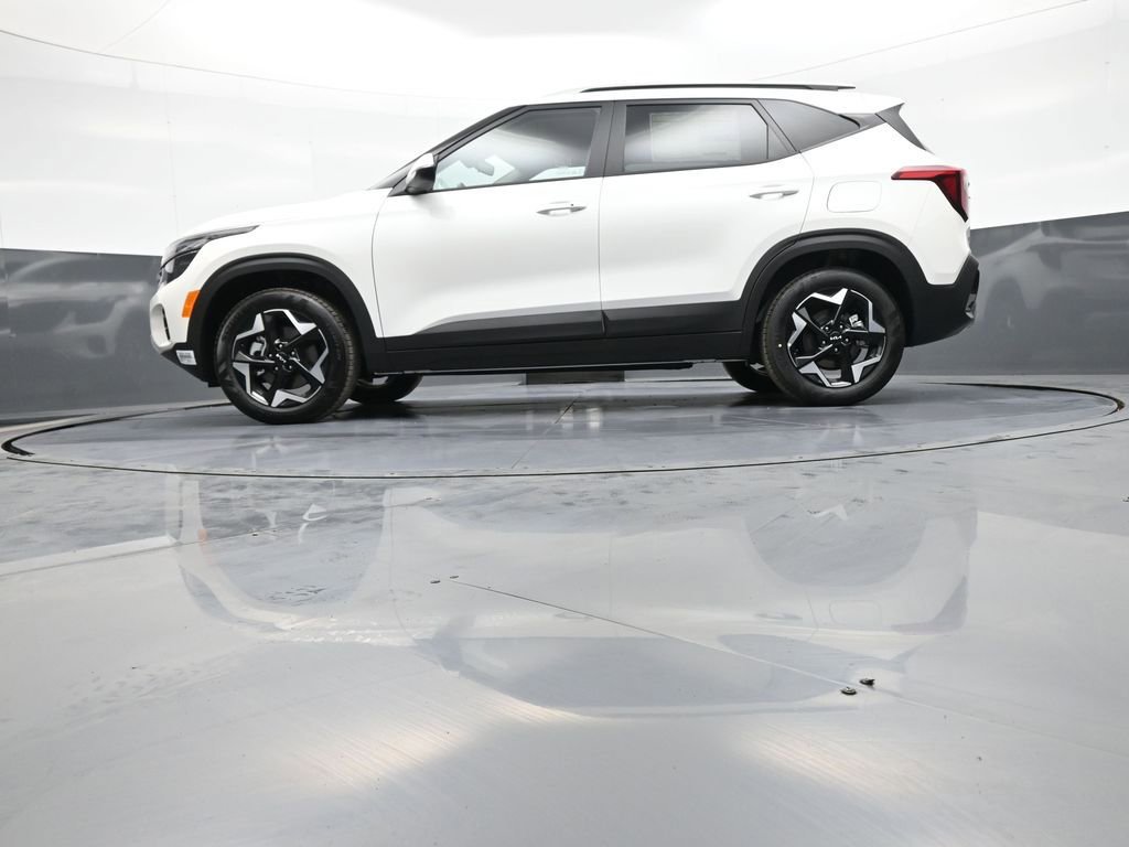 New 2025 Kia Seltos S image 32