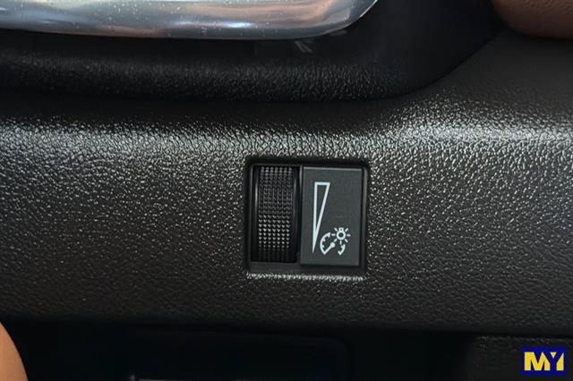 Certified 2024 GMC Canyon AT4 w/ AT4 Premium Package AWD/4WD image 34