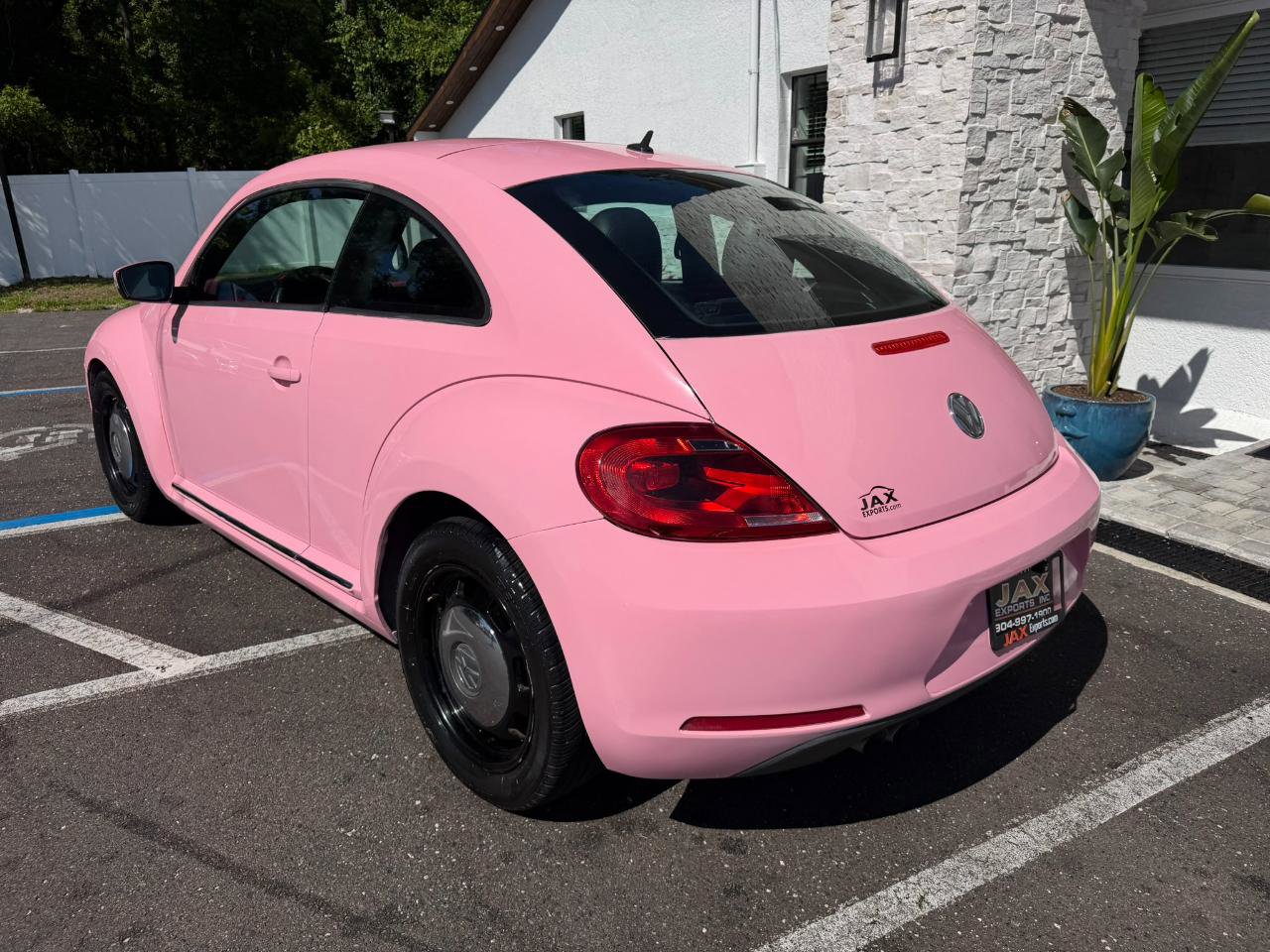Used 2012 Volkswagen Beetle 2.5 FWD image 12