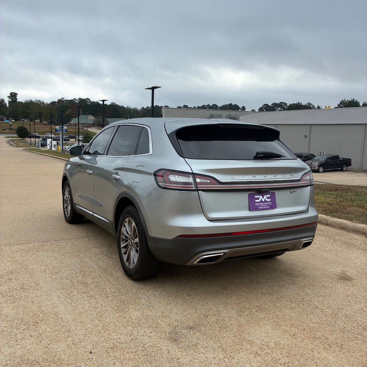 Used 2020 Lincoln Nautilus FWD w/ Equipment Group 101A image 7
