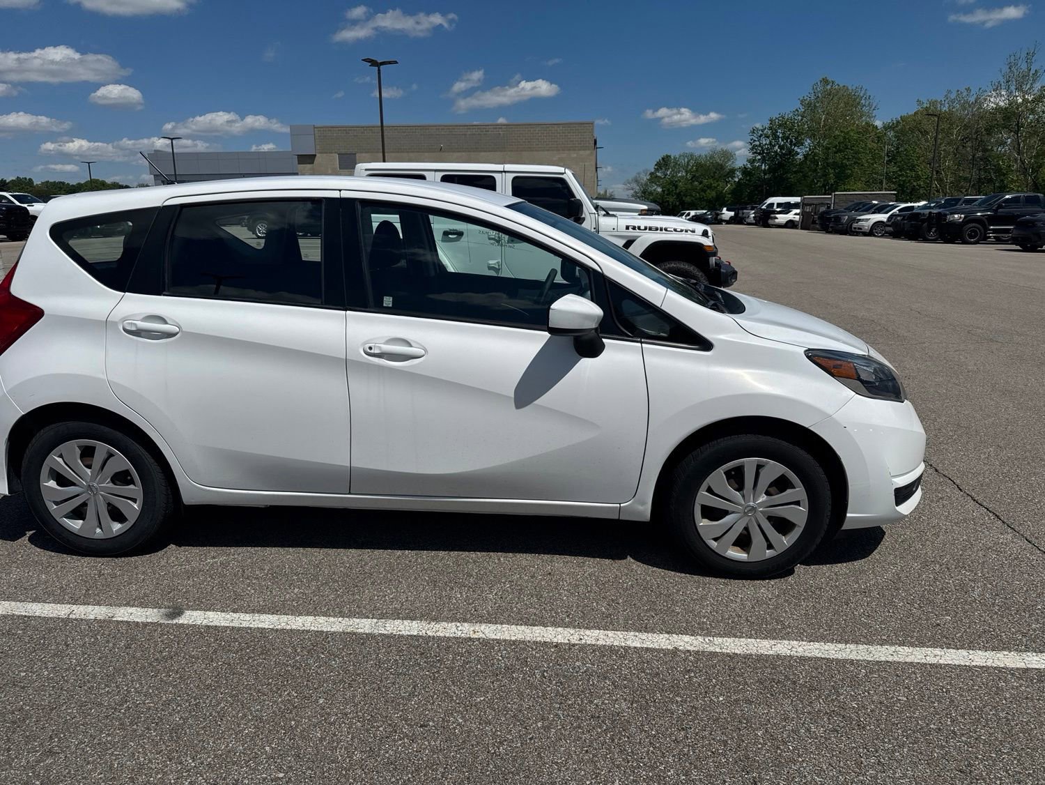 Used 2017 Nissan Versa Note S Plus FWD image 2