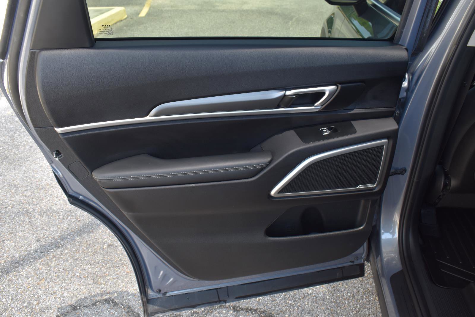 Used 2022 Kia Telluride S FWD image 43