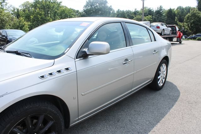 Used 2007 Buick Lucerne CXS w/ Driver Confidence Package FWD image 42