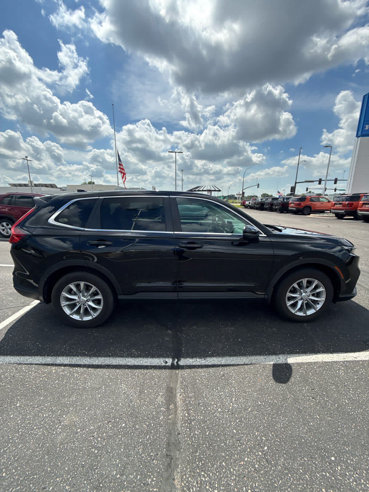 Used 2024 Honda CR-V EX image 4