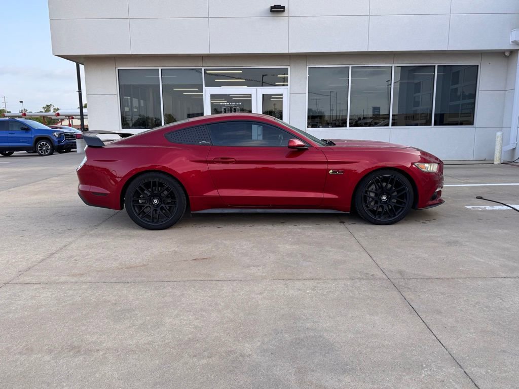 Used 2017 Ford Mustang GT RWD image 2