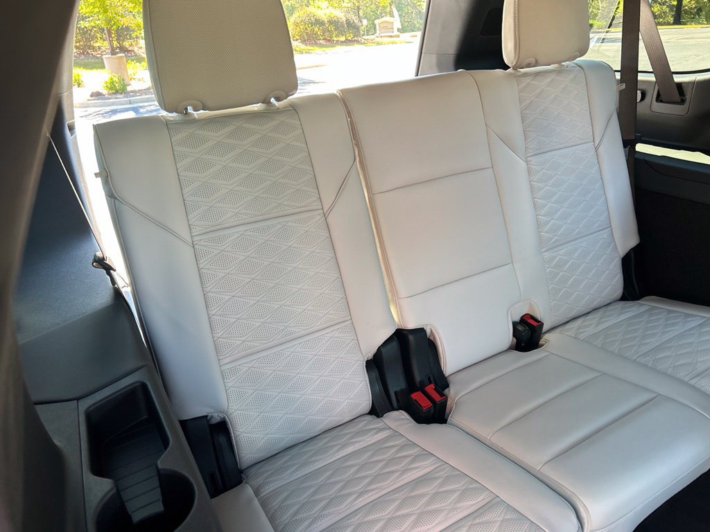 Used 2026 Cadillac Escalade ESV Platinum Luxury w/ LPO, Floor Liner Package AWD/4WD image 61