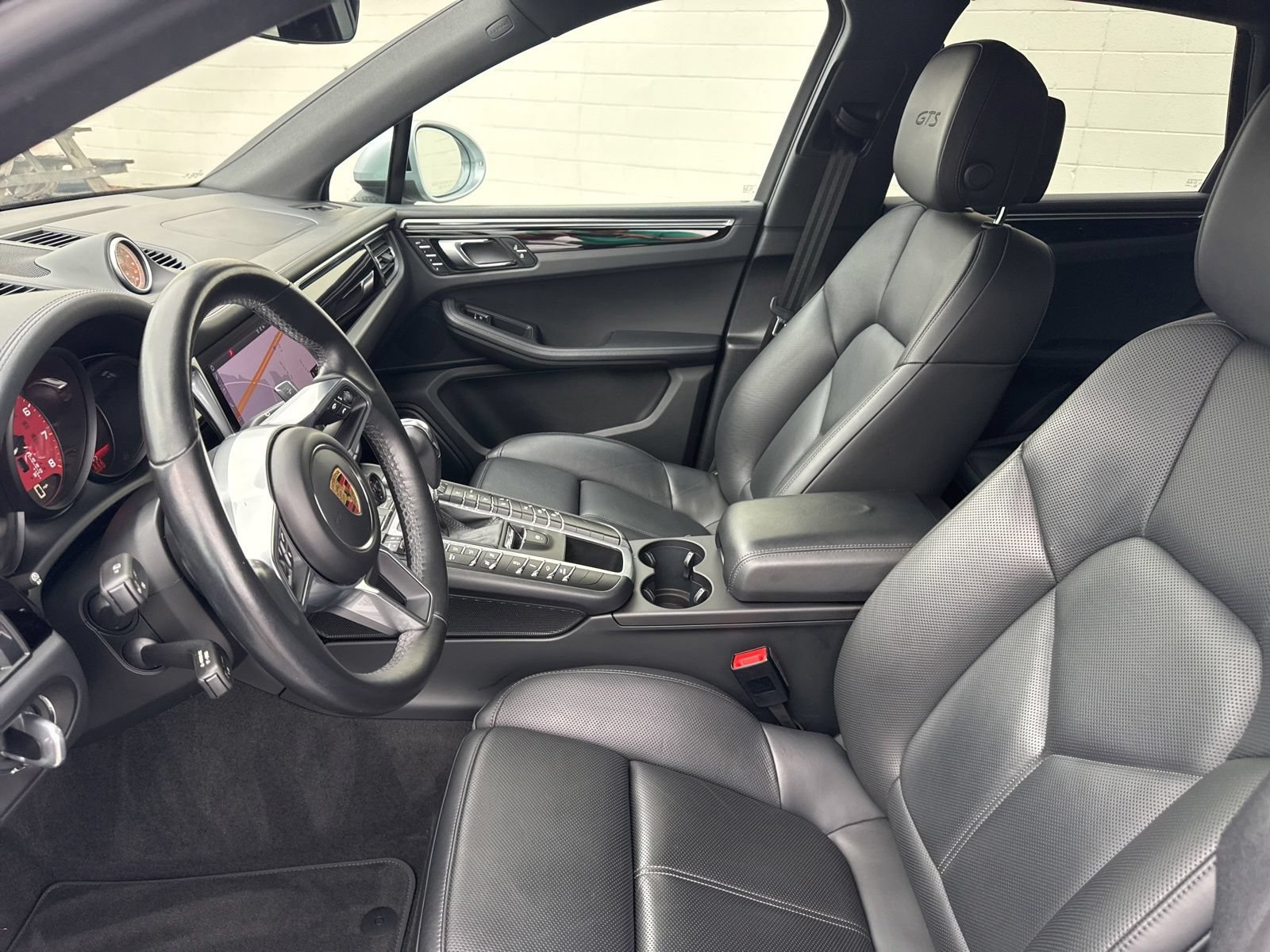 Used 2021 Porsche Macan GTS AWD/4WD image 24