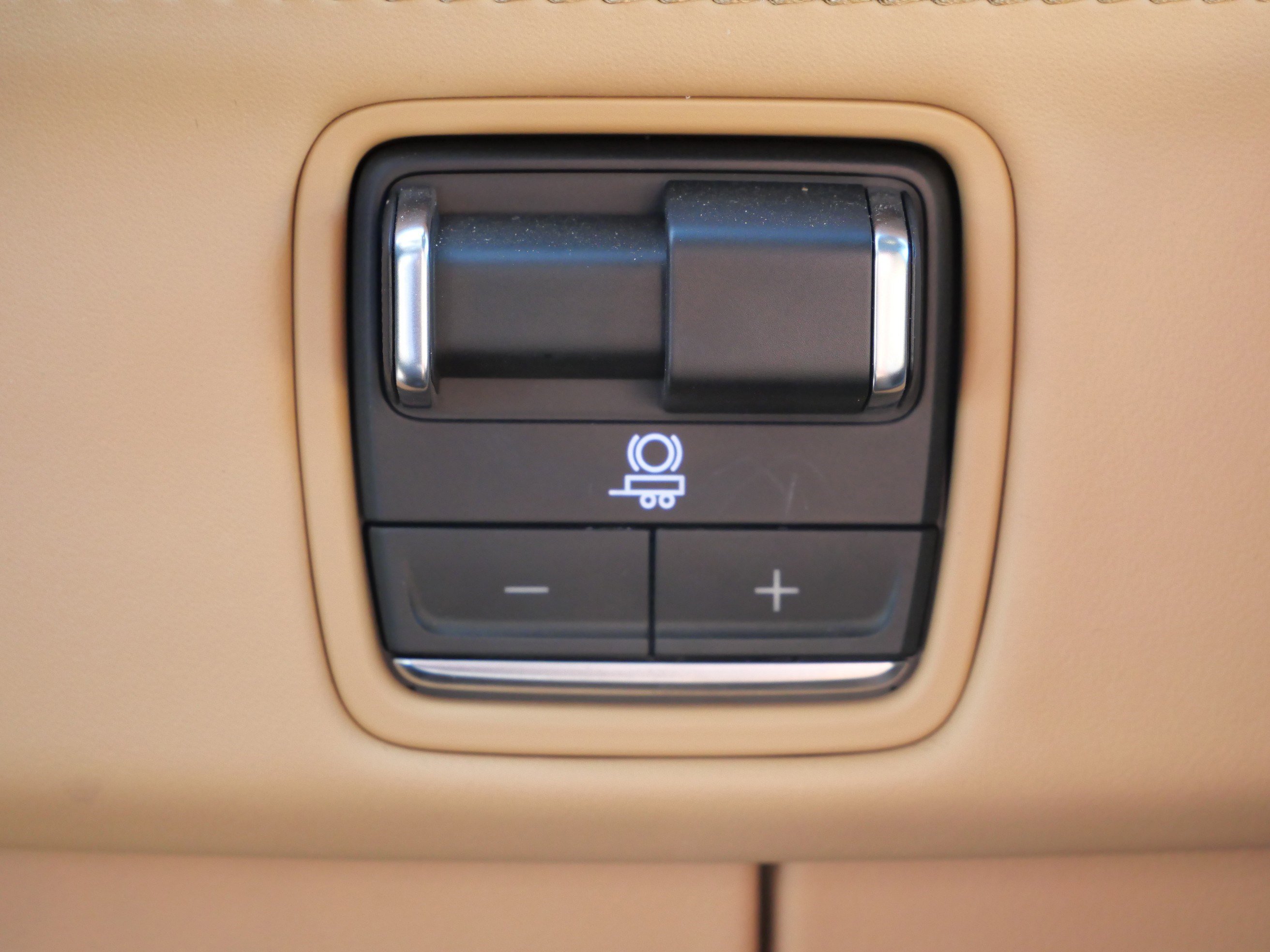 Certified 2025 Cadillac Escalade IQ Sport 2 AWD/4WD image 32
