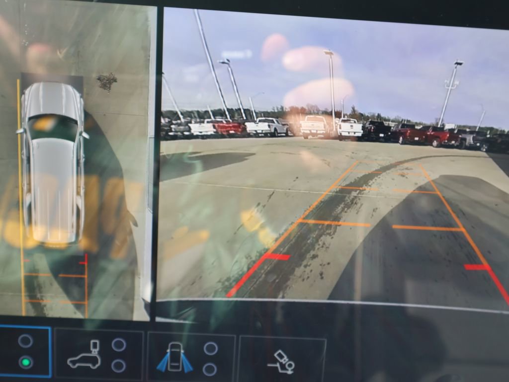 New 2026 GMC Yukon XL Elevation w/ LPO, Elevation Black Package image 24