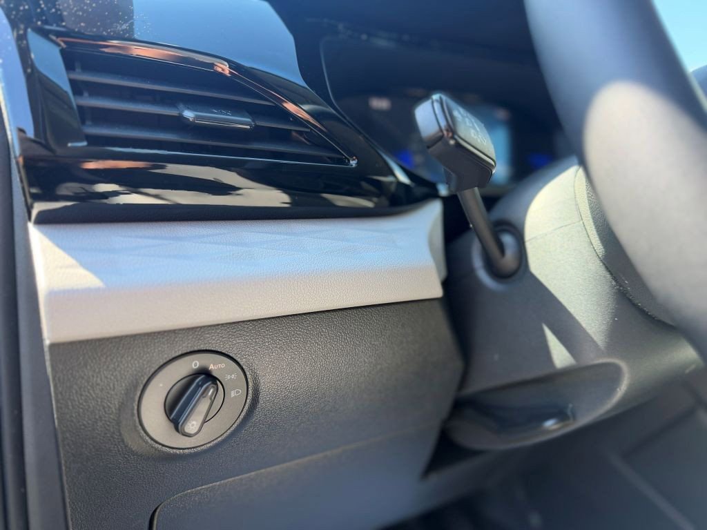 Used 2023 Volkswagen Taos S w/ Driver Assistance Package FWD image 12