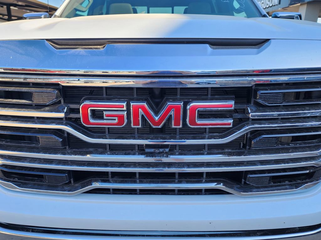 New 2026 GMC Sierra 1500 SLT image 10