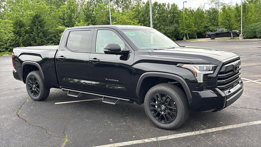 New 2026 Toyota Tundra Limited AWD/4WD image 31