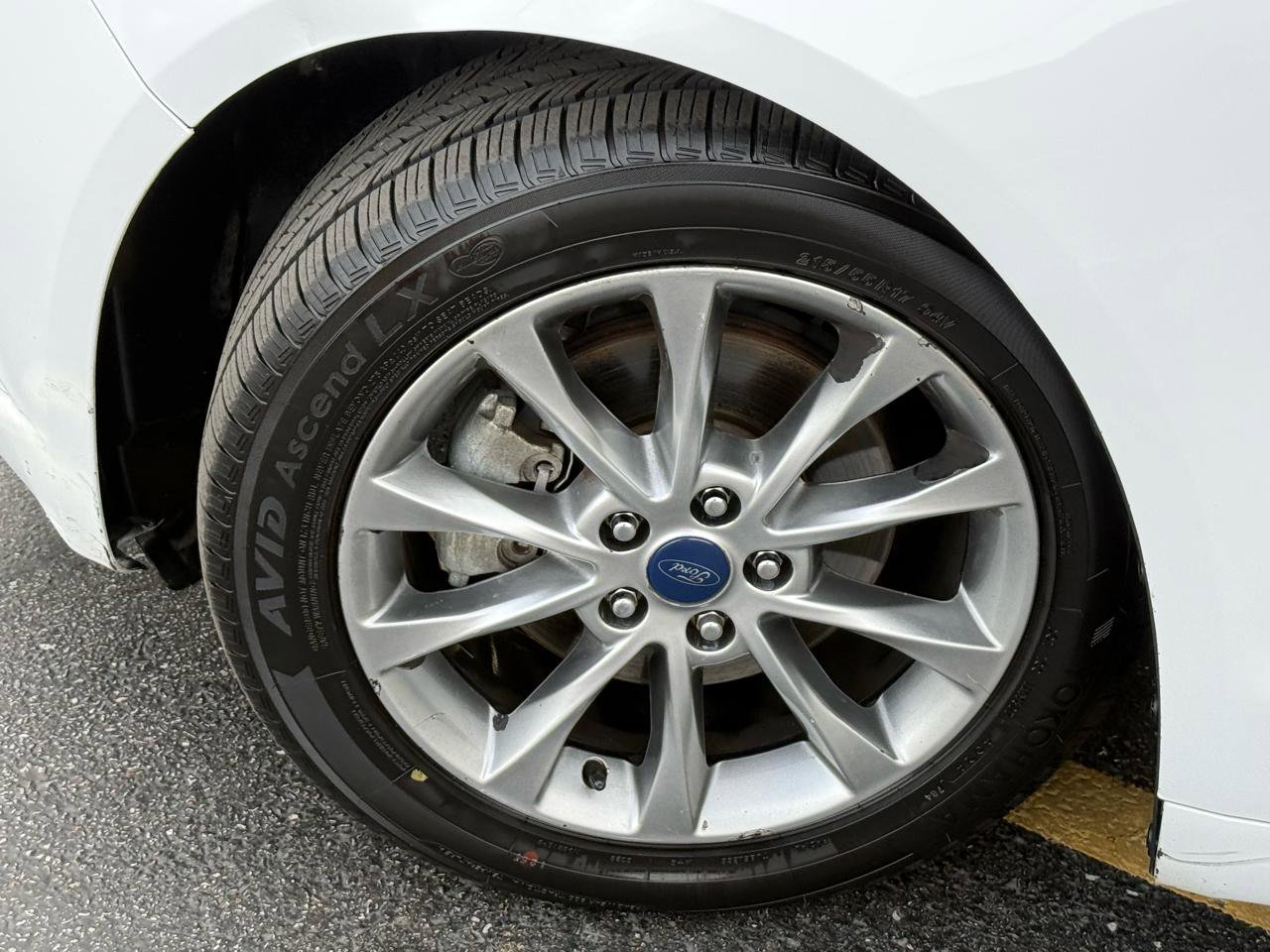 Used 2017 Ford Fusion SE image 12