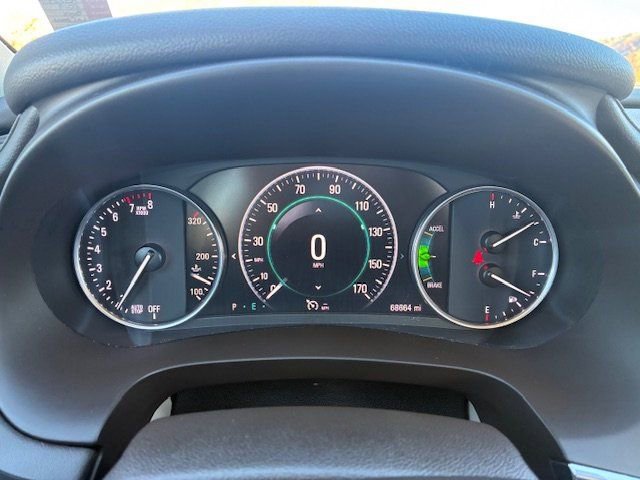 Used 2019 Buick LaCrosse Preferred image 12