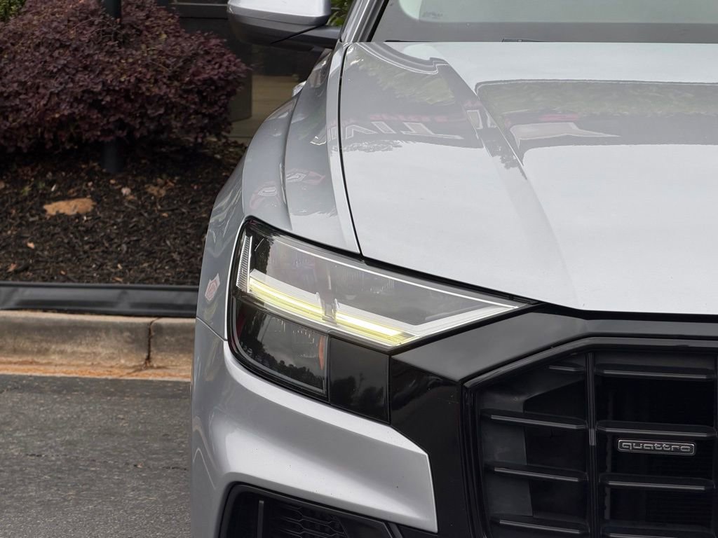 Used 2019 Audi Q8 Premium Plus w/ Premium Plus AWD/4WD image 4