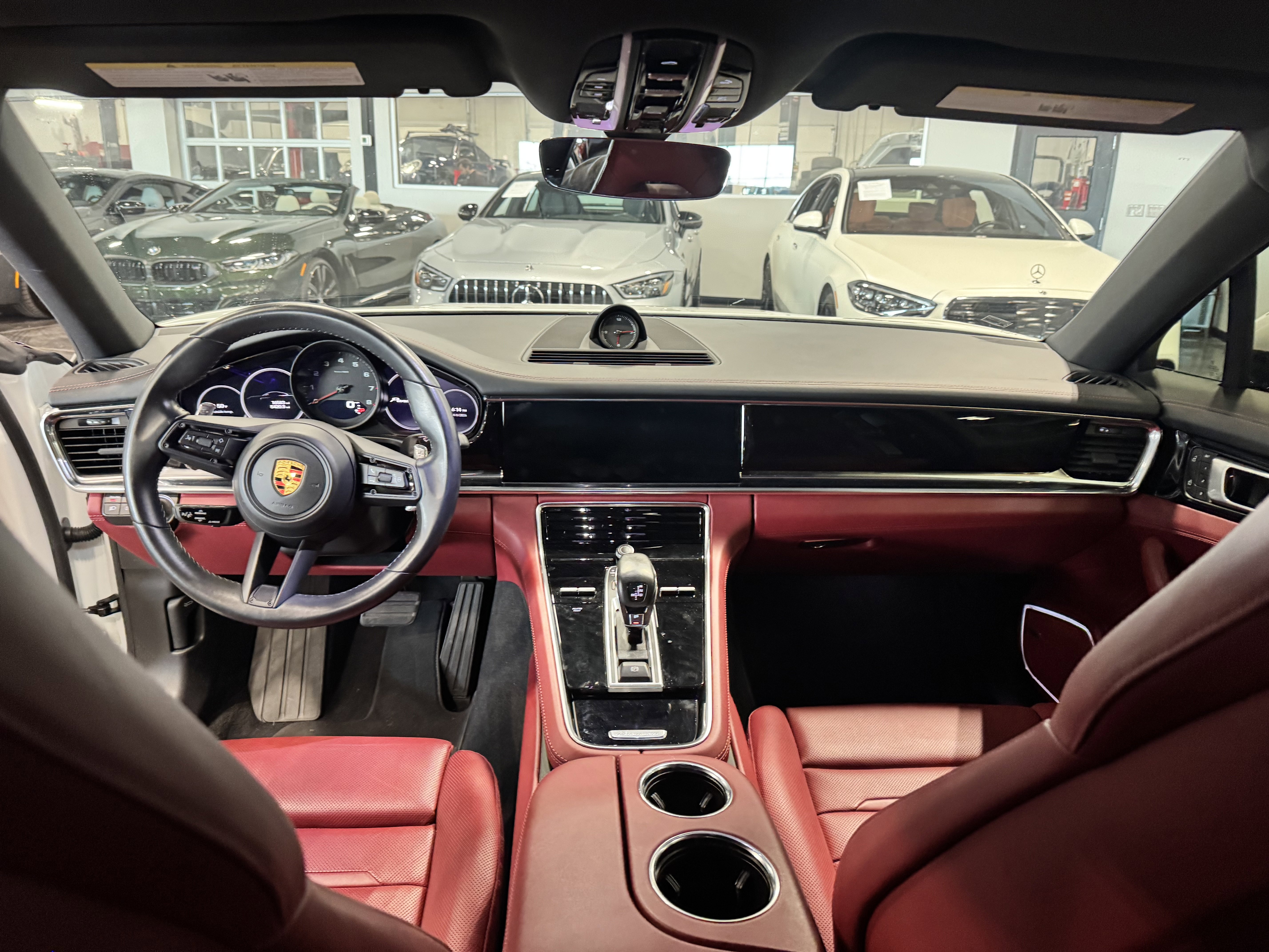 Used 2022 Porsche Panamera 4 image 31