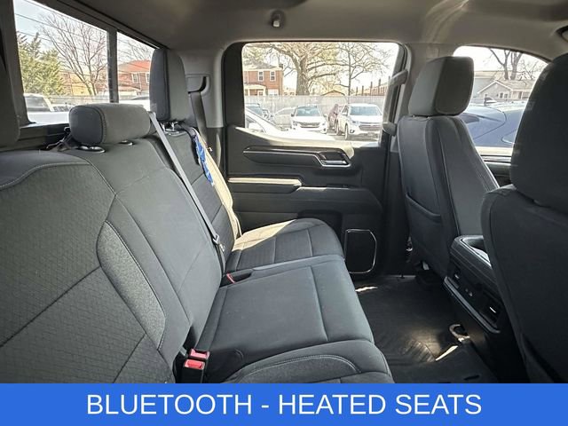 Used 2024 Chevrolet Silverado 1500 LT Trail Boss w/ Convenience Package II image 3