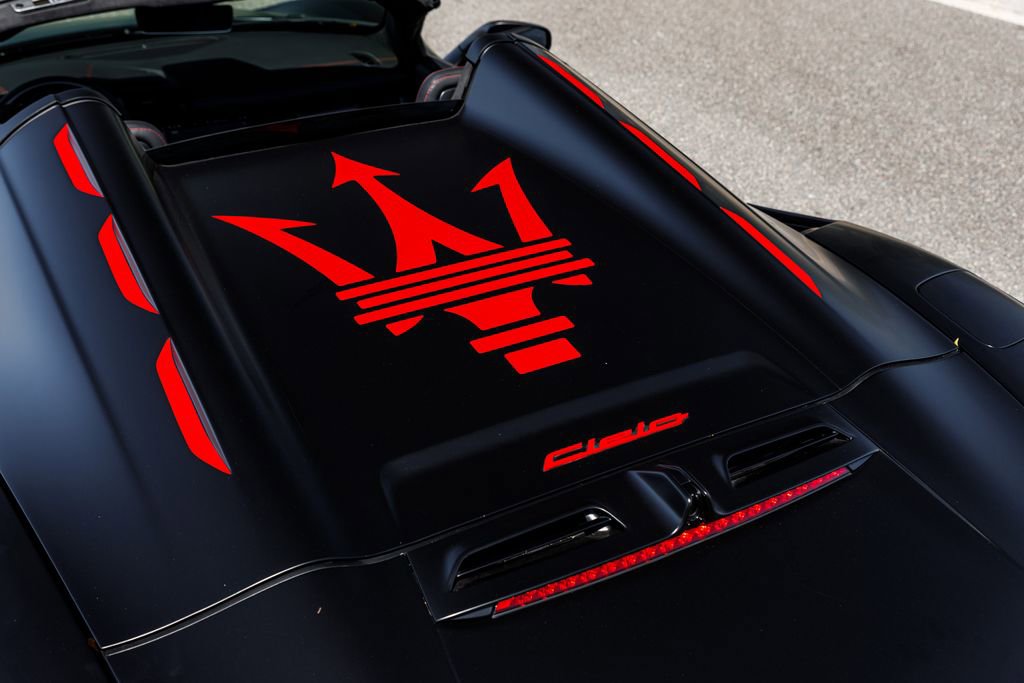 Used 2023 Maserati MC20 Spyder image 41