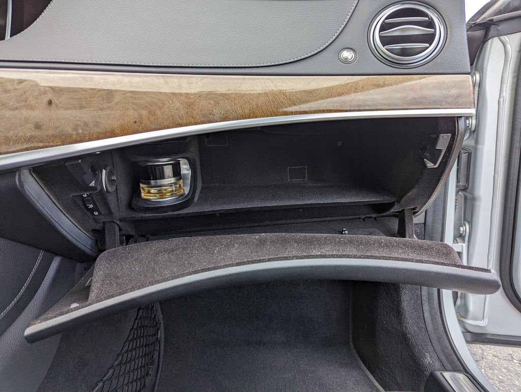 Used 2015 Mercedes-Benz S 550 4MATIC Sedan image 39