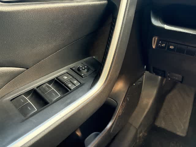 Used 2023 Toyota RAV4 XLE Premium FWD image 41