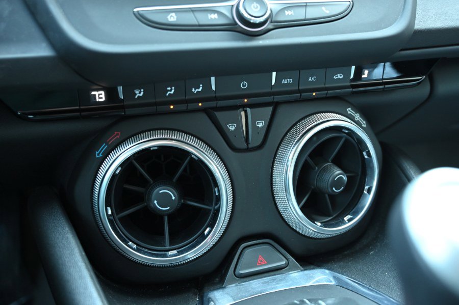 Used 2023 Chevrolet Camaro LT image 23