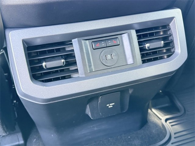 New 2025 Ford F250 Lariat w/ Lariat Ultimate Package image 25