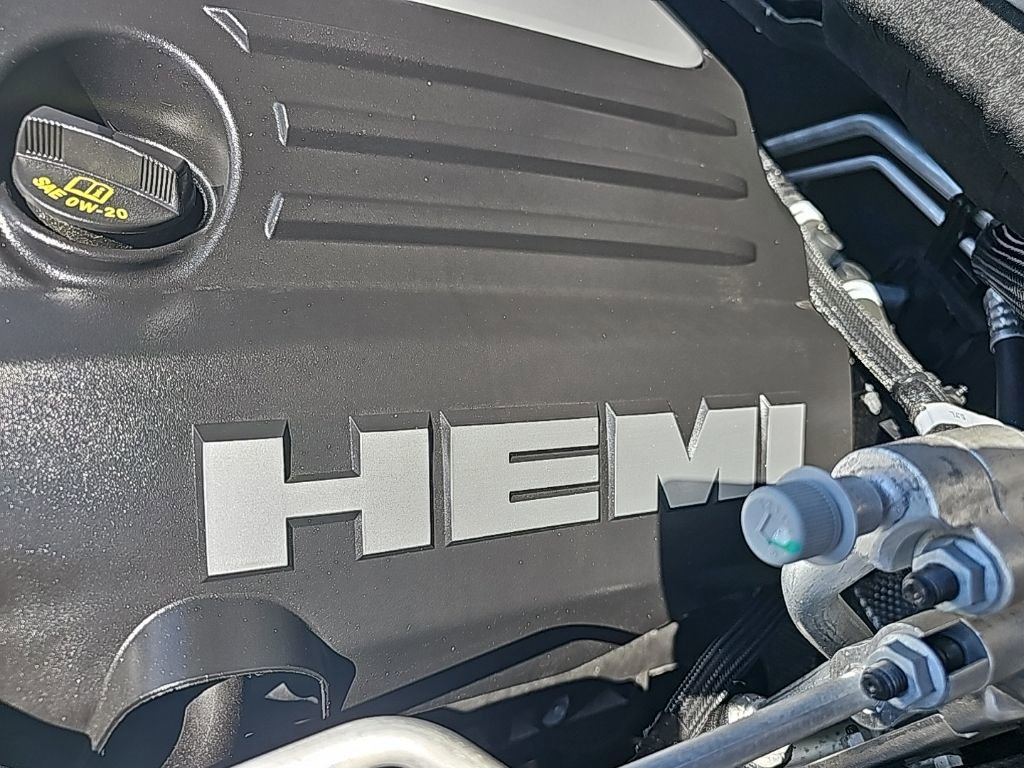 Certified 2025 Dodge Durango R/T w/ Trailer Tow Group IV image 39