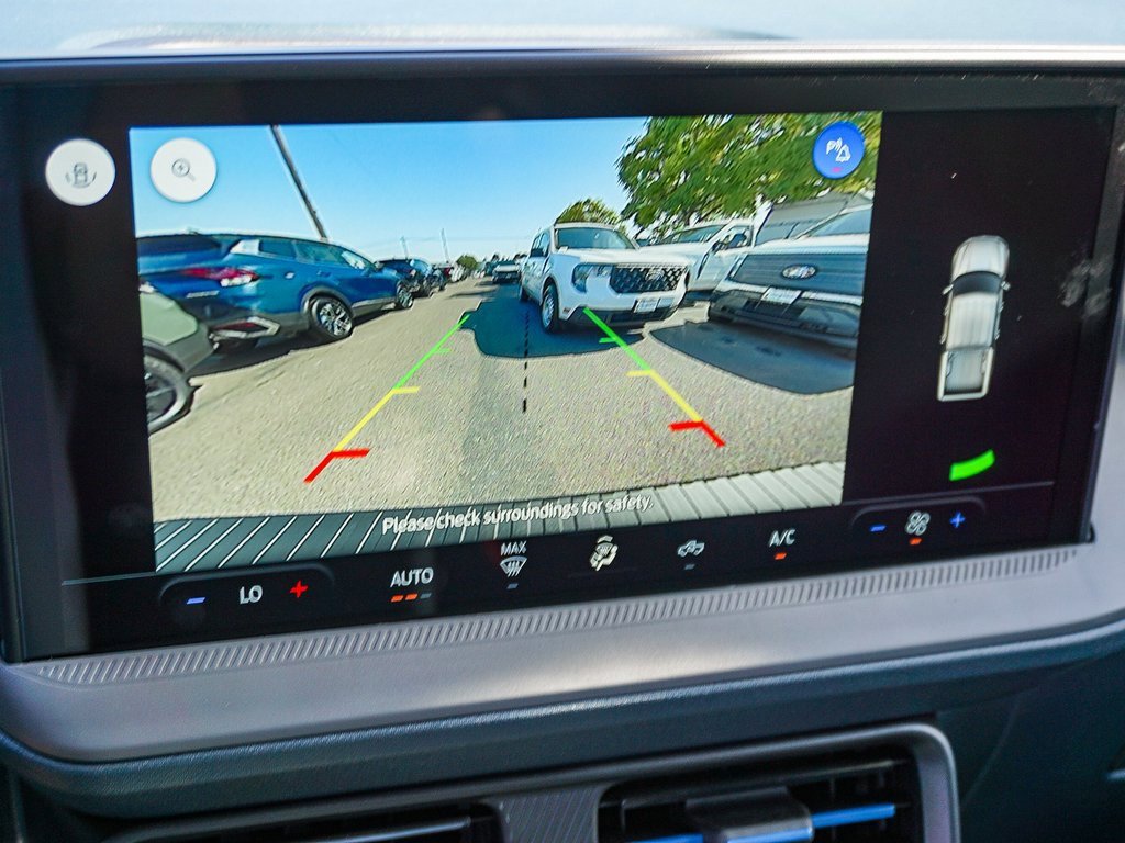 New 2025 Ford Maverick Lobo image 23