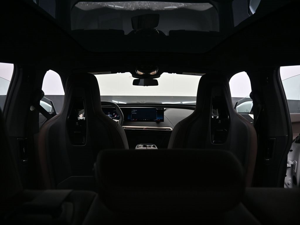 New 2025 BMW iX xDrive50 image 17