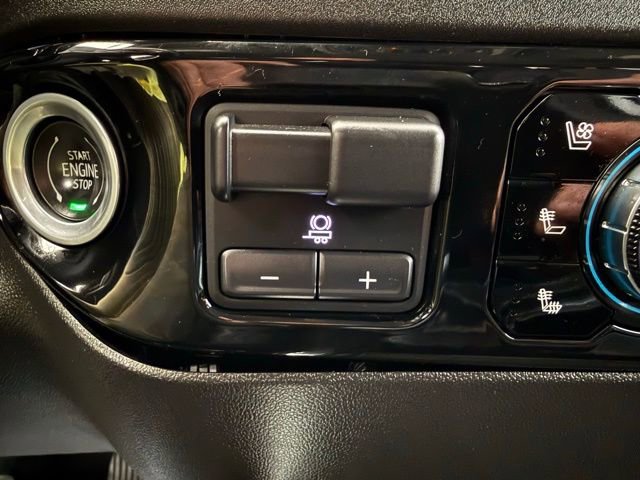 Used 2024 GMC Sierra 3500 SLT w/ SLT Premium Package image 42