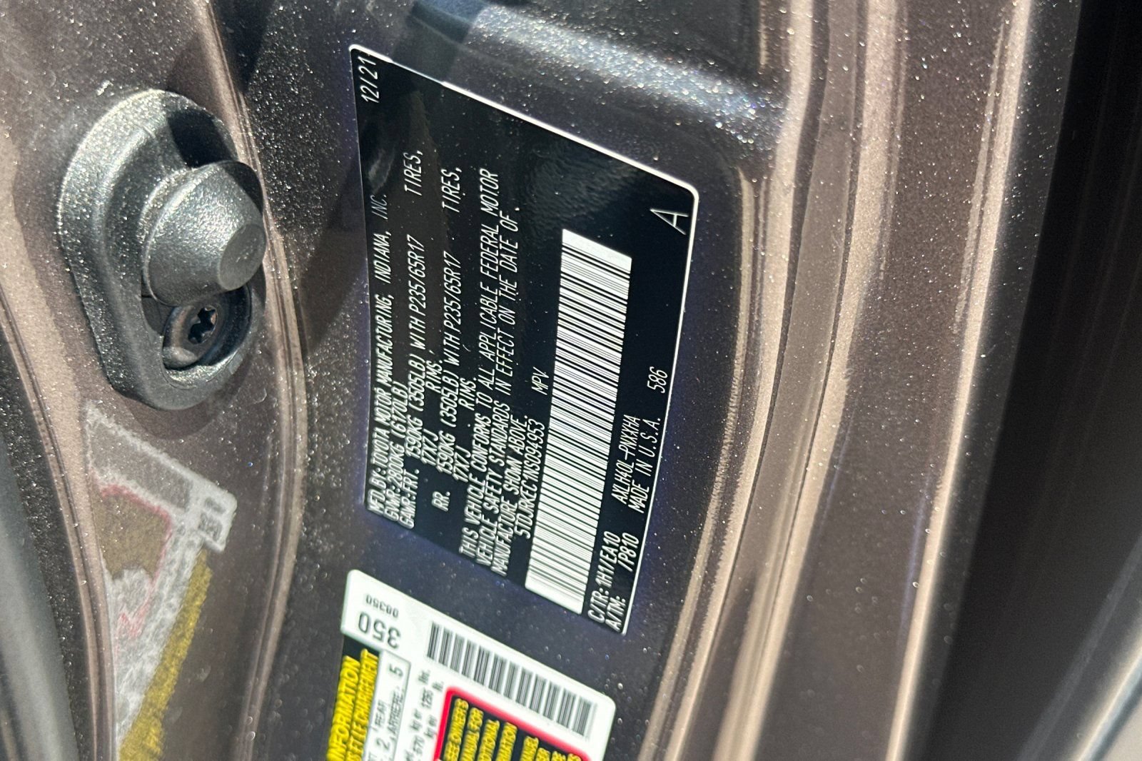 Certified 2022 Toyota Sienna XLE w/ XLE Plus Package FWD image 39