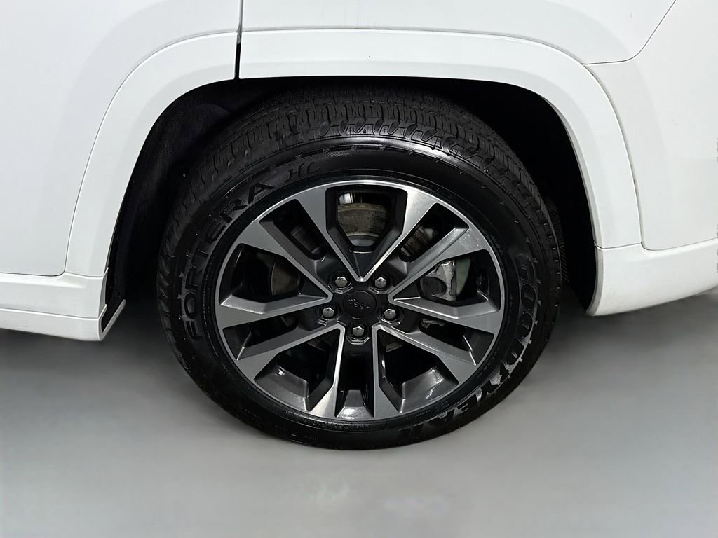 Used 2022 Jeep Grand Cherokee Overland image 38