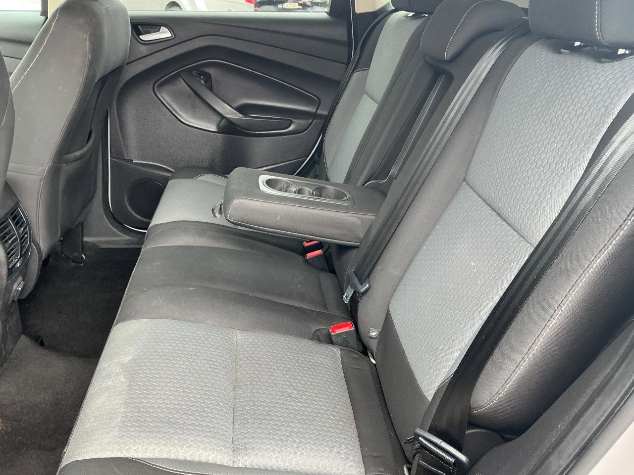 Used 2017 Ford Escape SE image 13