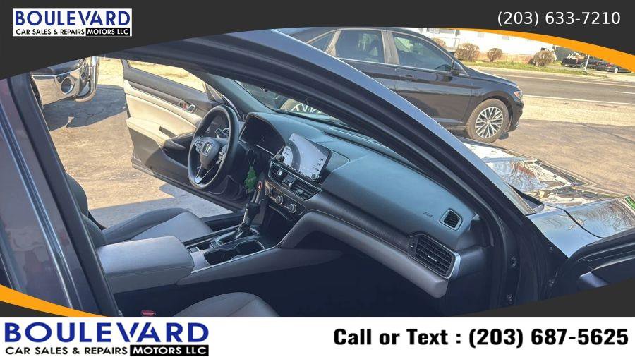 Used 2018 Honda Accord LX image 39