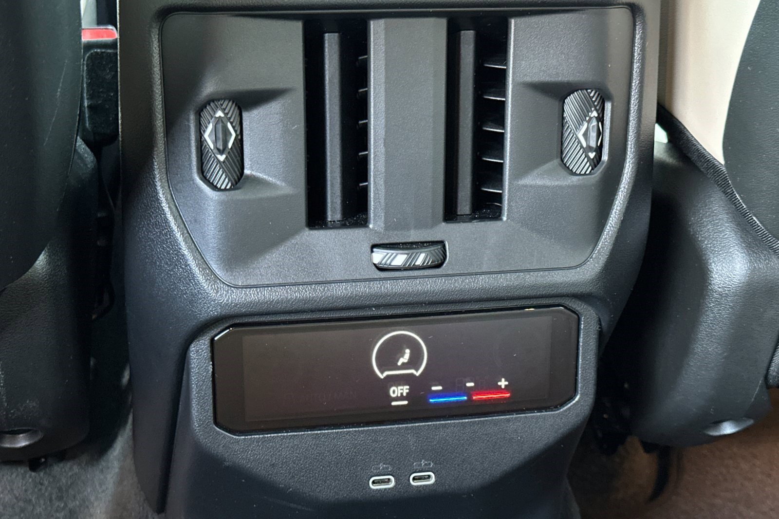 Used 2025 BMW X3 xDrive30i w/ Premium Package image 16