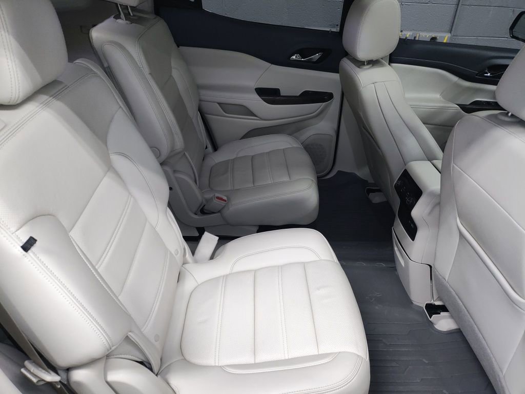 Used 2023 GMC Acadia Denali w/ Denali Ultimate Package image 12