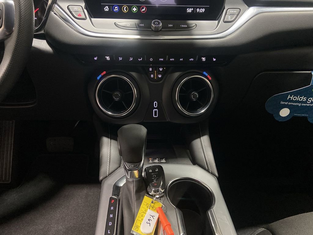 Used 2024 Chevrolet Blazer LT w/ Convenience Package image 18