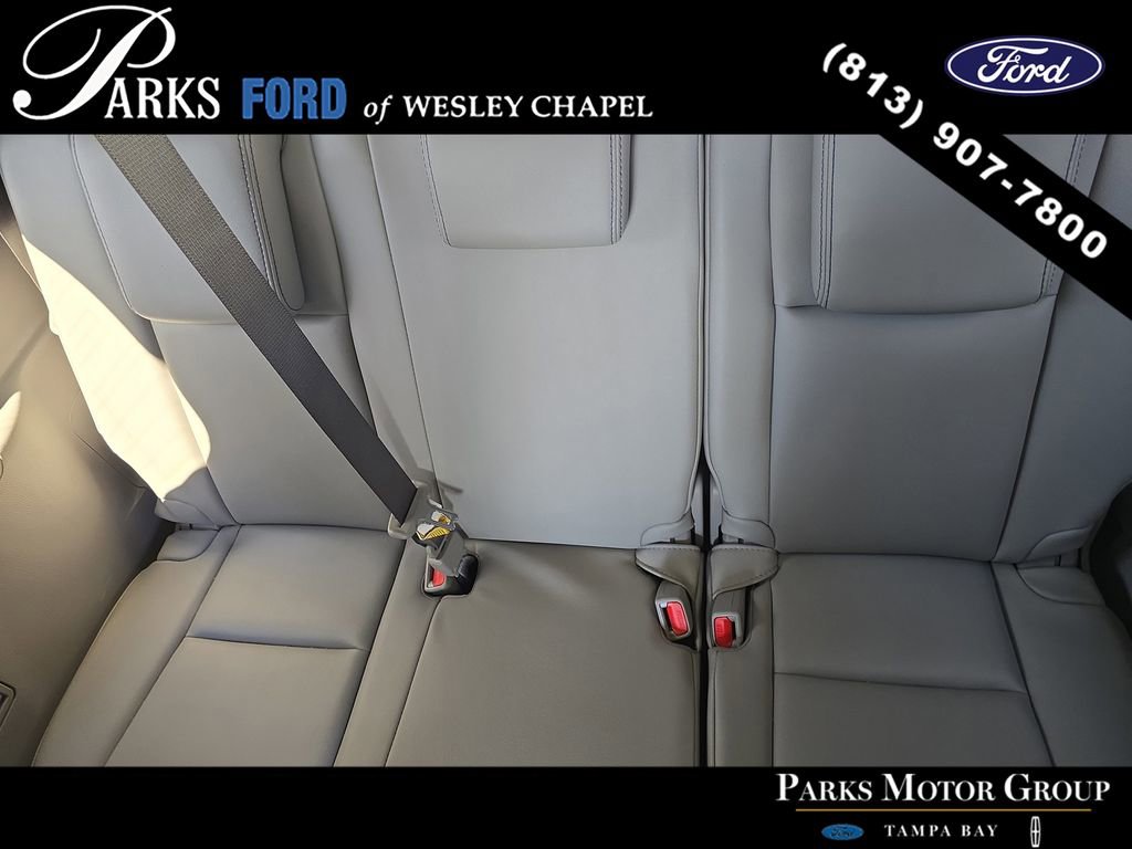 Used 2016 Toyota Highlander XLE AWD/4WD image 16