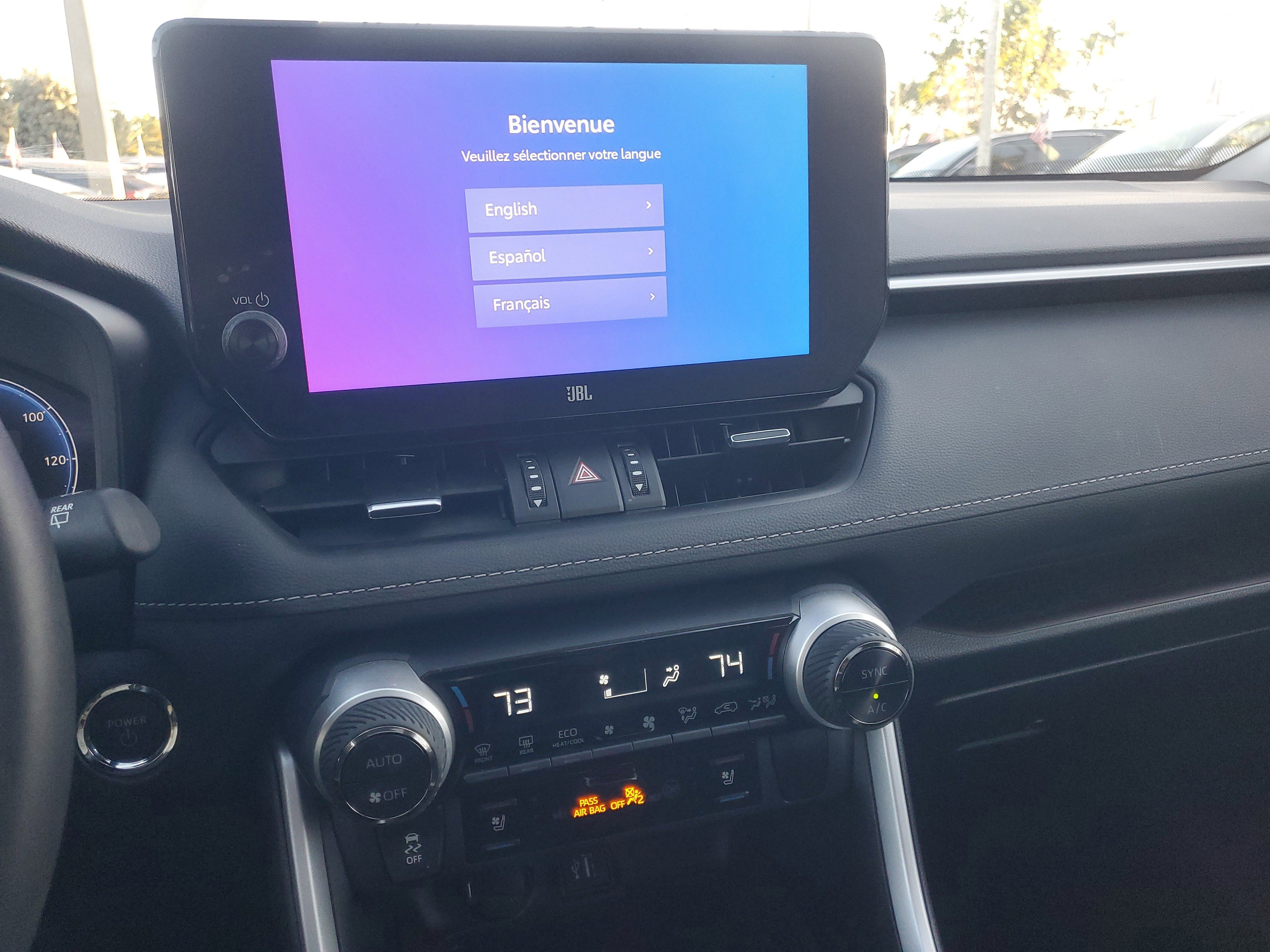 Used 2023 Toyota RAV4 Limited image 25