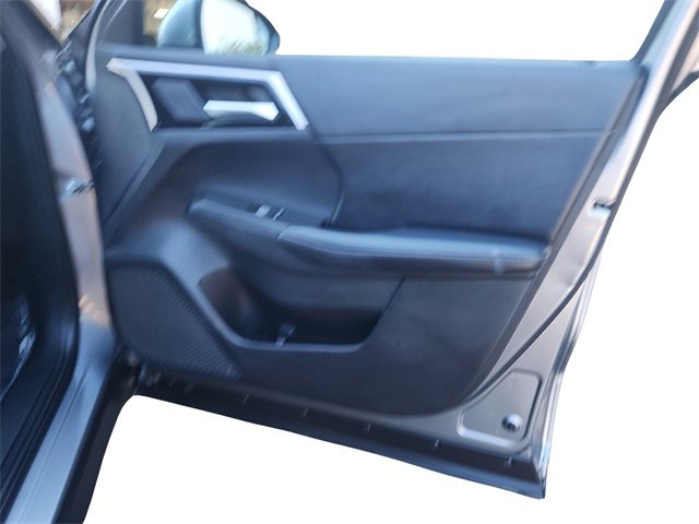 Used 2024 Mitsubishi Outlander SE image 51